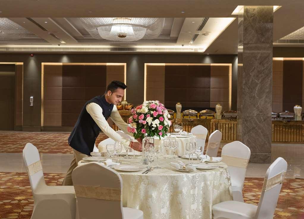 Doubletree By Hilton Jaipur Amer Konforlar fotoğraf